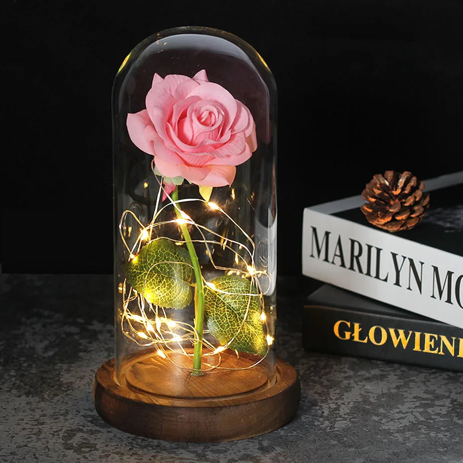 Rose Éternelle sous Dôme en Verre LED